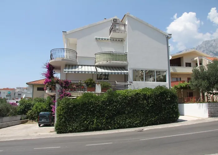 Apartments Milena & Ante